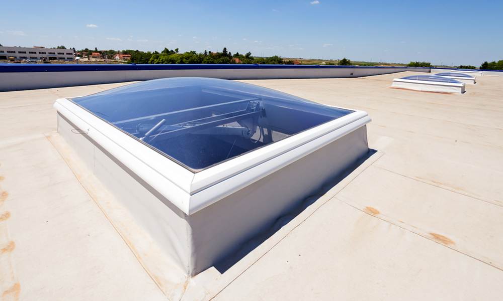 flat roof with skylight and hydro insulation membranes