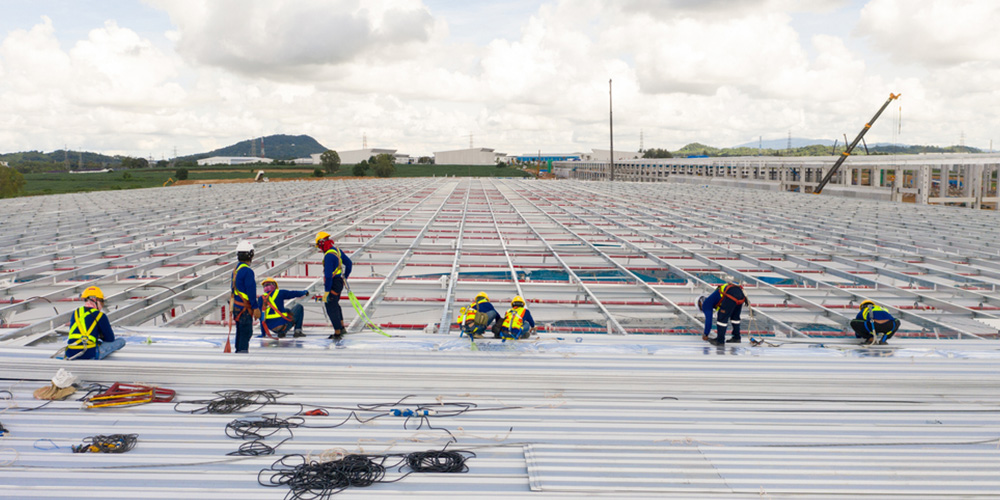 Innovative Safety Features For Commercial Roofing Systems